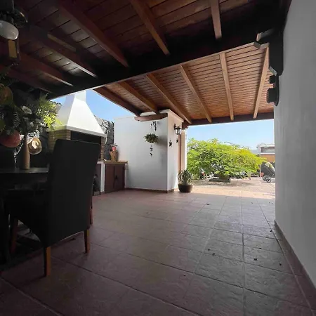 Vila Muy Tranquila Con Piscina Privada *