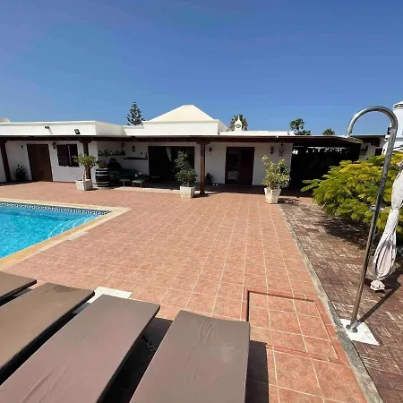 Muy Tranquila Con Piscina Privada Vila Playa Blanca (Lanzarote)