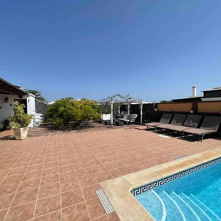 Muy Tranquila Con Piscina Privada Villa Playa Blanca (Lanzarote)