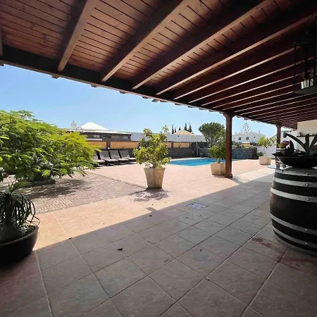 Villa Muy Tranquila Con Piscina Privada *