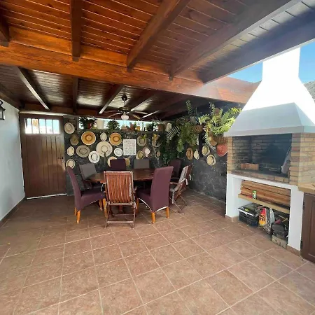 Muy Tranquila Con Piscina Privada Villa Playa Blanca