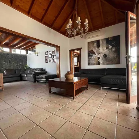 Villa Muy Tranquila Con Piscina Privada Playa Blanca