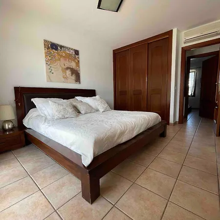 Villa Muy Tranquila Con Piscina Privada
