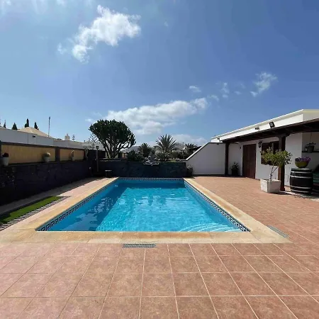 Muy Tranquila Con Piscina Privada Playa Blanca (Lanzarote)