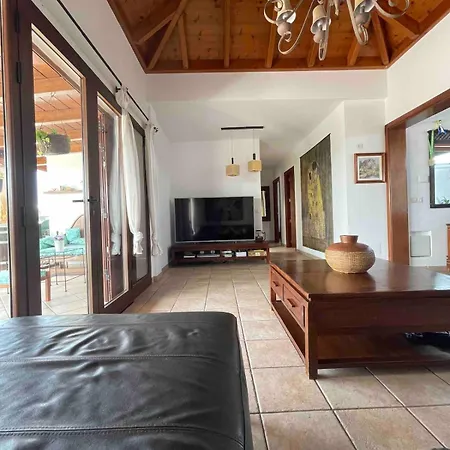 Villa Muy Tranquila Con Piscina Privada Playa Blanca (Lanzarote)