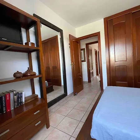 Muy Tranquila Con Piscina Privada *