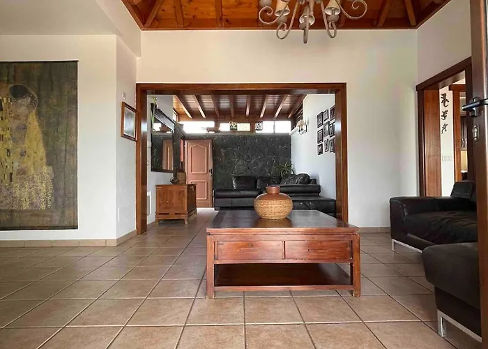 Villa Muy Tranquila Con Piscina Privada *