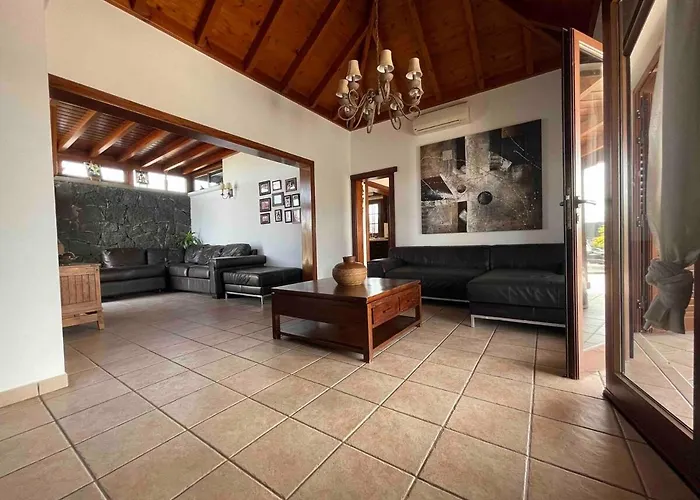 Villa Muy Tranquila Con Piscina Privada Playa Blanca (Lanzarote)