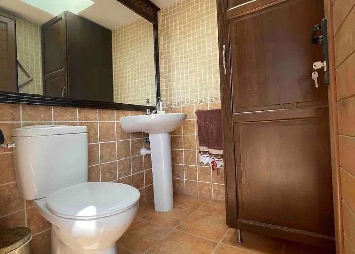 Villa Muy Tranquila Con Piscina Privada *