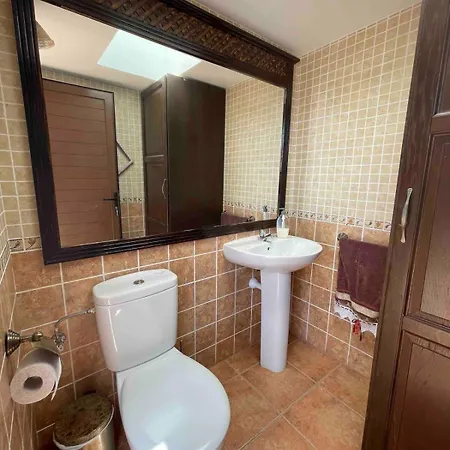 Muy Tranquila Con Piscina Privada Villa *