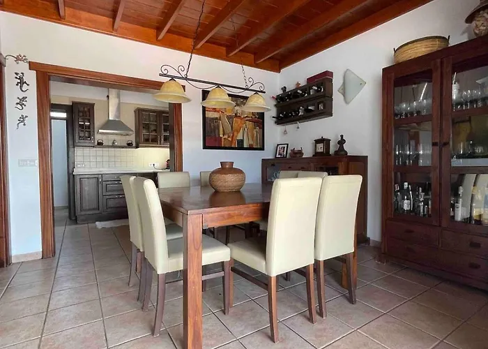 Villa Muy Tranquila Con Piscina Privada Playa Blanca