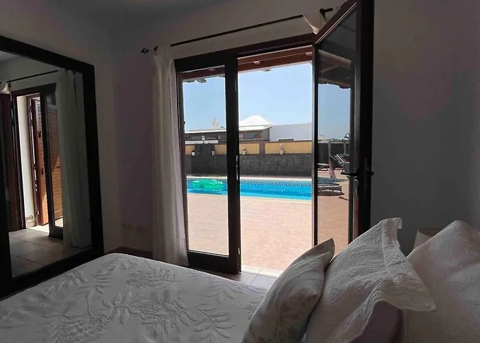 Muy Tranquila Con Piscina Privada Playa Blanca