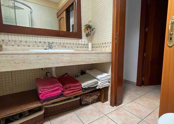 Muy Tranquila Con Piscina Privada Villa Playa Blanca