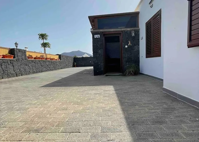 Muy Tranquila Con Piscina Privada